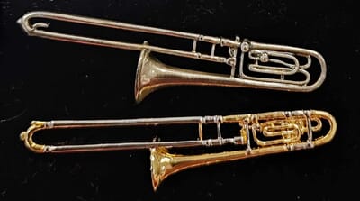 PINS-BASSTRB Basstrb.jpg